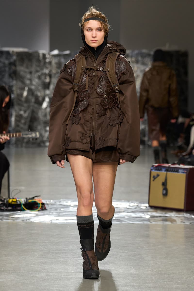 Cecilie Bahnsen, Paris Fashion Week, Runway, Show, , Flowers, Pink, White, Black, Asics, The North Face, shoes