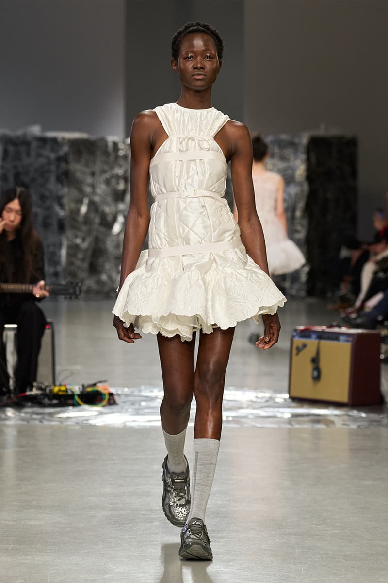 Cecilie Bahnsen, Paris Fashion Week, Runway, Show, , Flowers, Pink, White, Black, Asics, The North Face, shoes