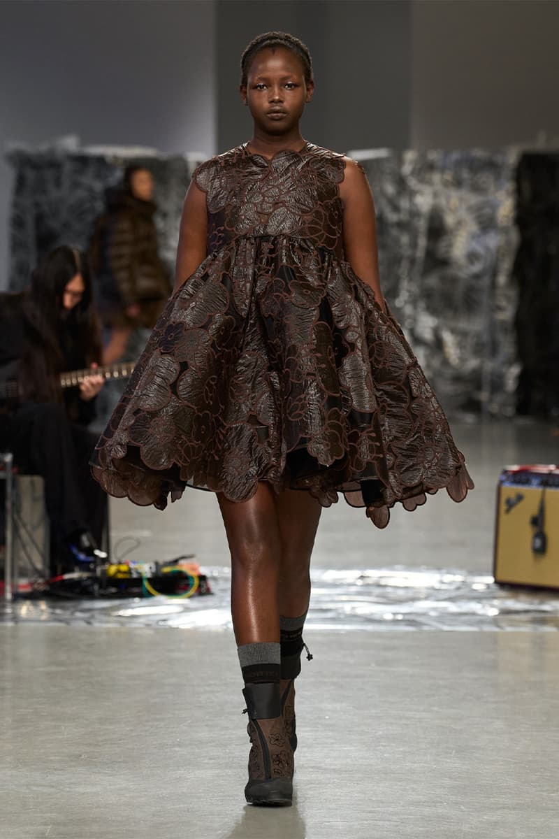 Cecilie Bahnsen, Paris Fashion Week, Runway, Show, , Flowers, Pink, White, Black, Asics, The North Face, shoes