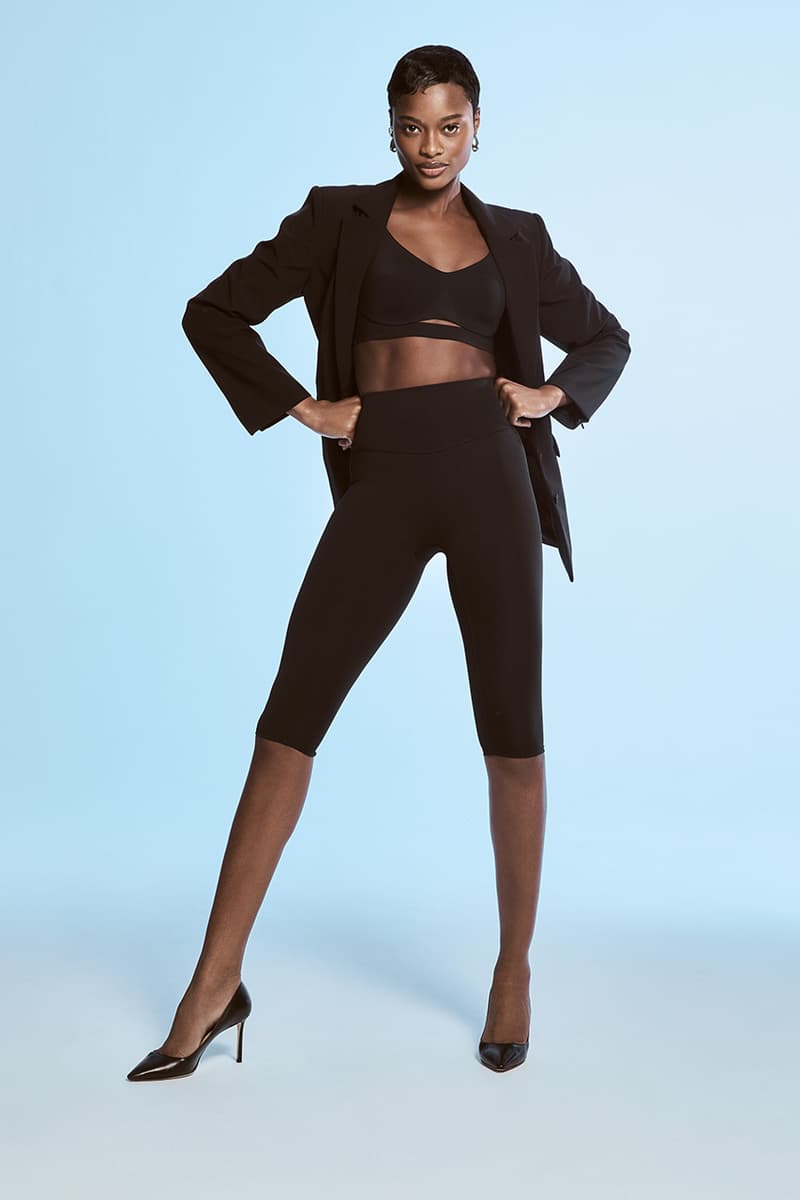 Victoria's Secret, Sports Bra, Taylor Hill, Mayowa Nicholas, Solange Van Doorn, Nneoma Anosike, Yellow, Khaki