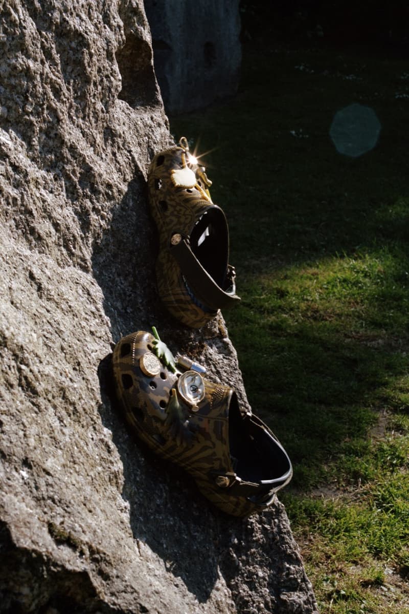 aries, crocs classic clog, shiny black, green, jibbitz