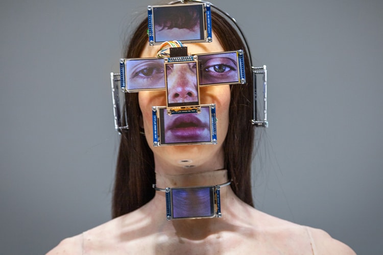 "Virtual Beauty" Dissects How the Digital Age Is Redefining Our Self-Image