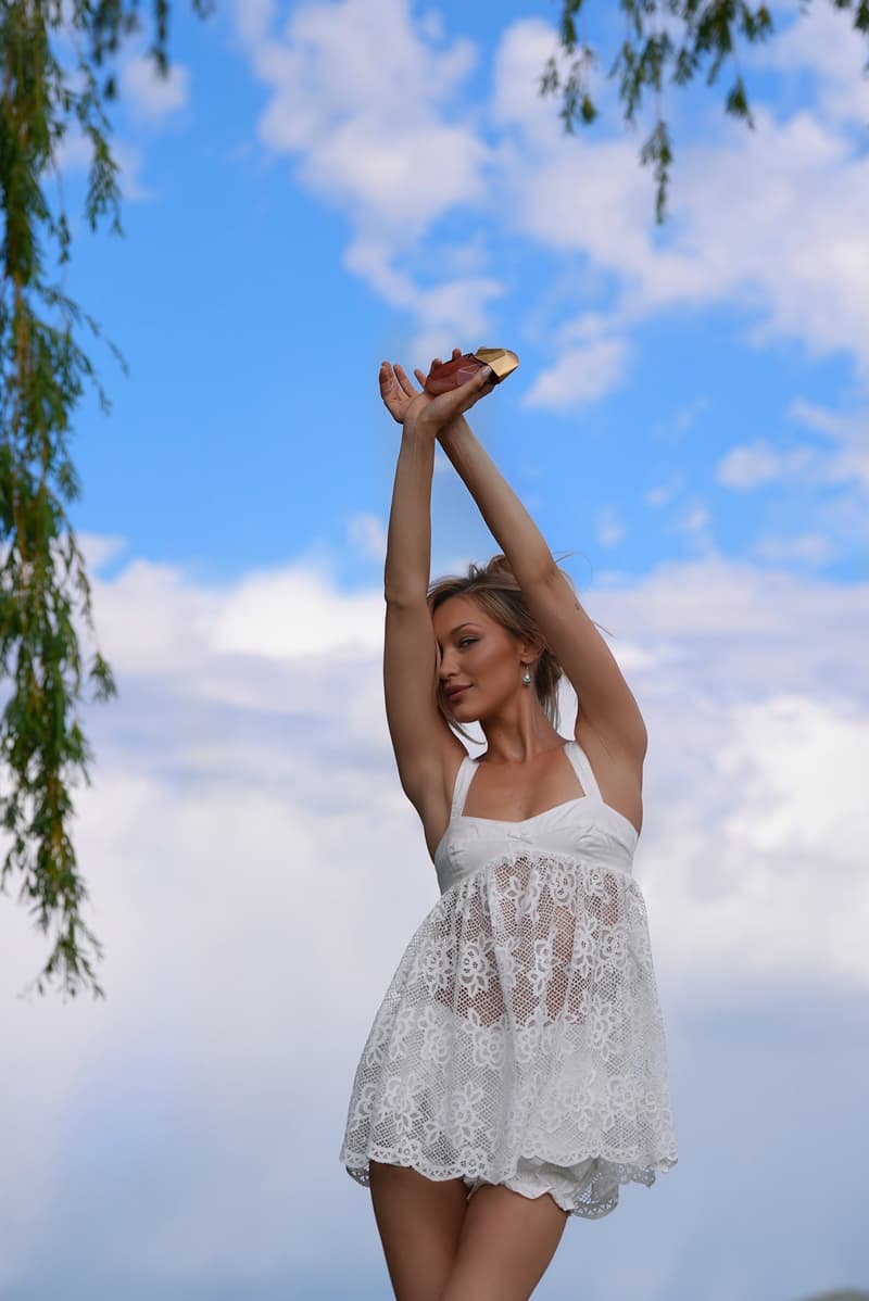 Orebella, Bella Hadid, Perfumes, ETERNAL ROOTS, Essential Oils, Fragrance