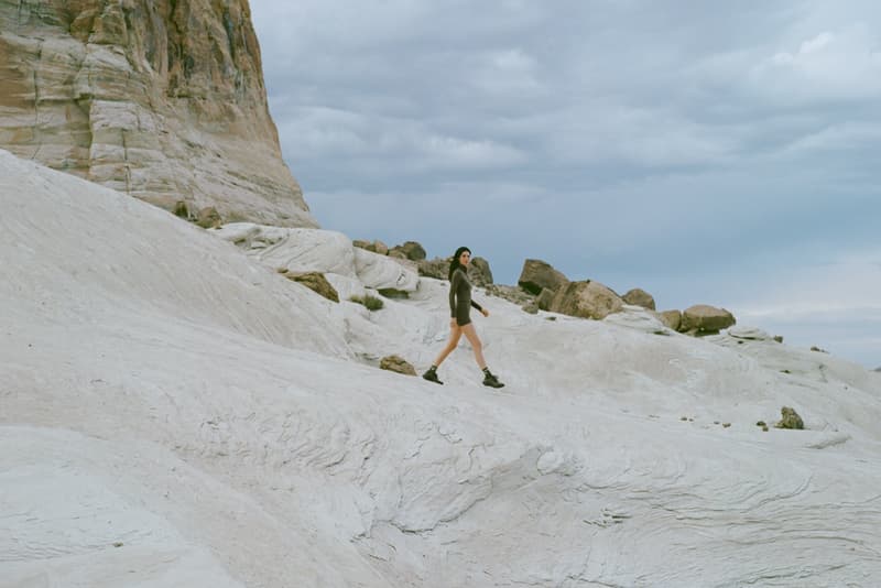 kendall jenner, alo, sports bra, bike shorts, horse, yoga, exercise, model, body