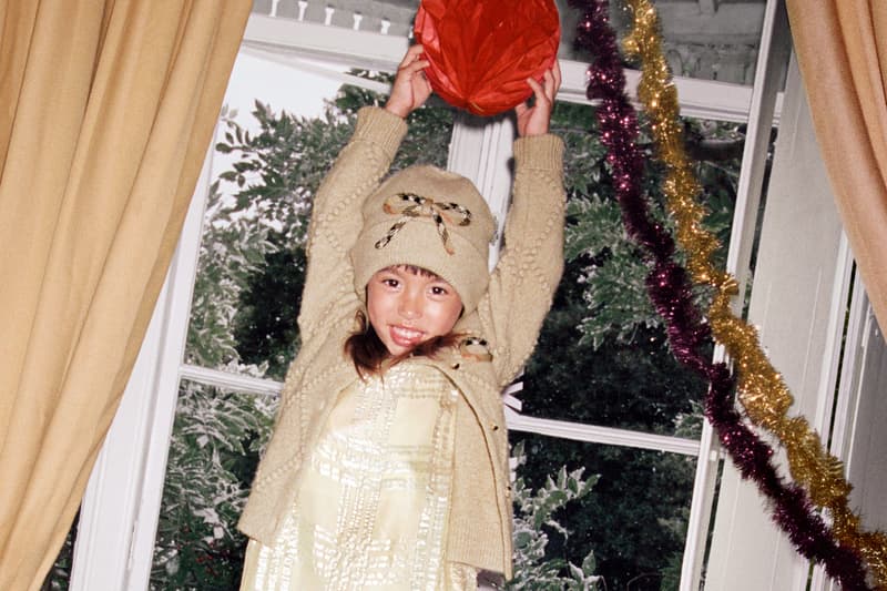 burberry, naomi campbell, dogs, rosie huntington whiteley, christmas tree, 