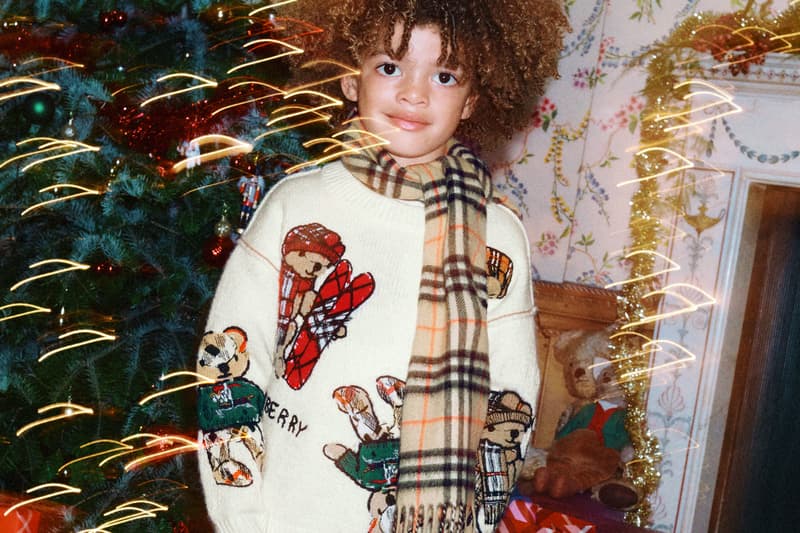 burberry, naomi campbell, dogs, rosie huntington whiteley, christmas tree, 