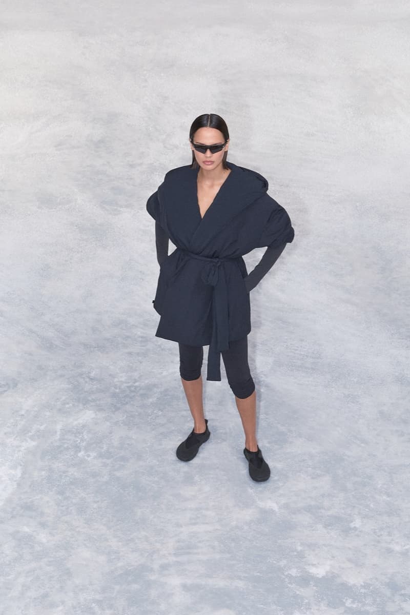 nike, skims, sportswear, models, leggings, sports bras, zip up, track tops, head bands