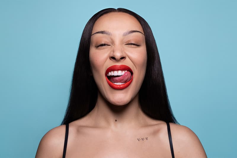 Doja Cat, Ella Gross, MEOVV, MAC Cosmetics, Powder Kiss Collection, Lipstick, Makeup Campaigns