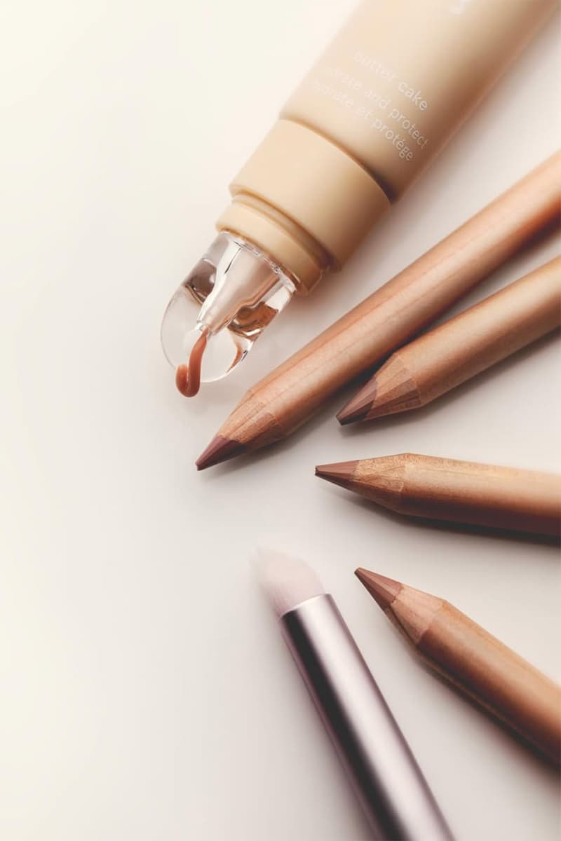 Kylie Jenner, Kylie Cosmetics, Precision Pout Lip Liner Cool Tone, Lip Butter Cake, Cool Toned, Campaigns, Lips, Lip Balms, Lip Liners