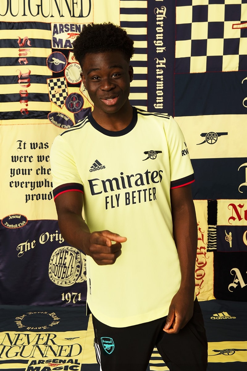 Jersey 2021/22 Arsenal Terinsiprasi dari Archive 50 Tahun Lalu