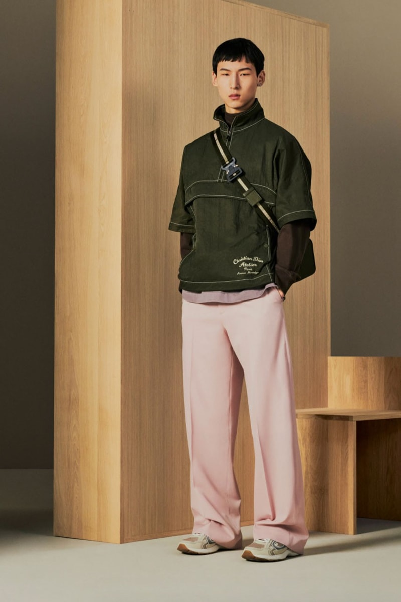 Kim Jones Menampilkan Koleksi Dior Men's Resort 2022