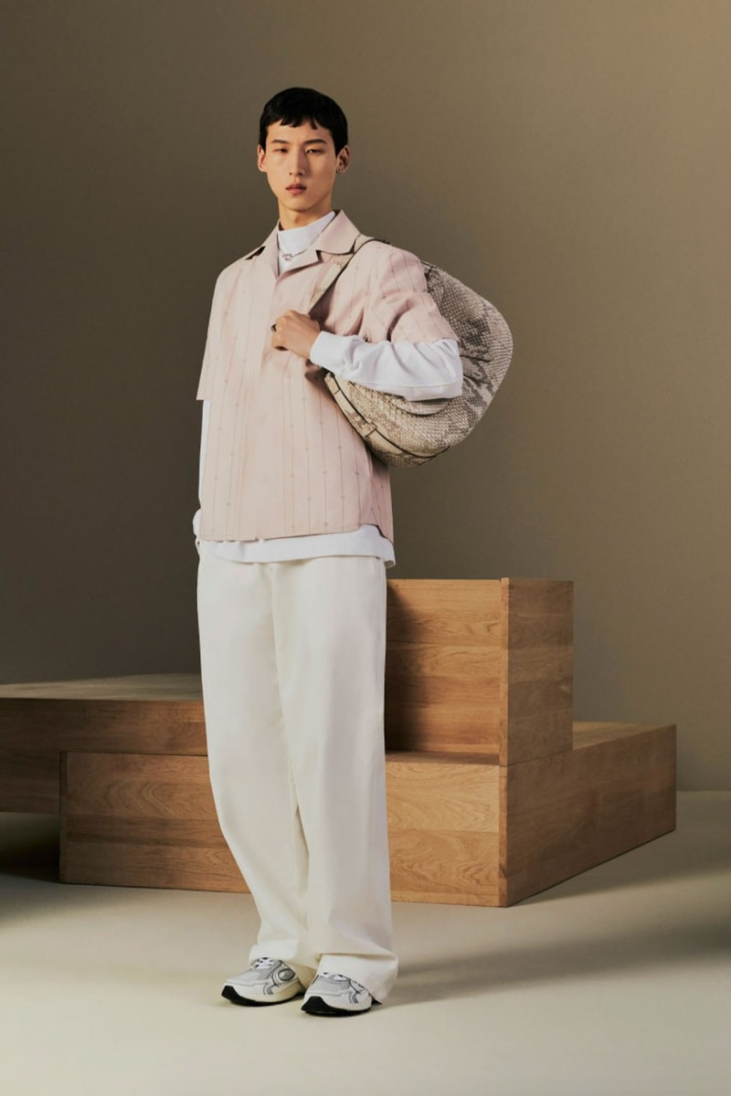 Kim Jones Menampilkan Koleksi Dior Men's Resort 2022