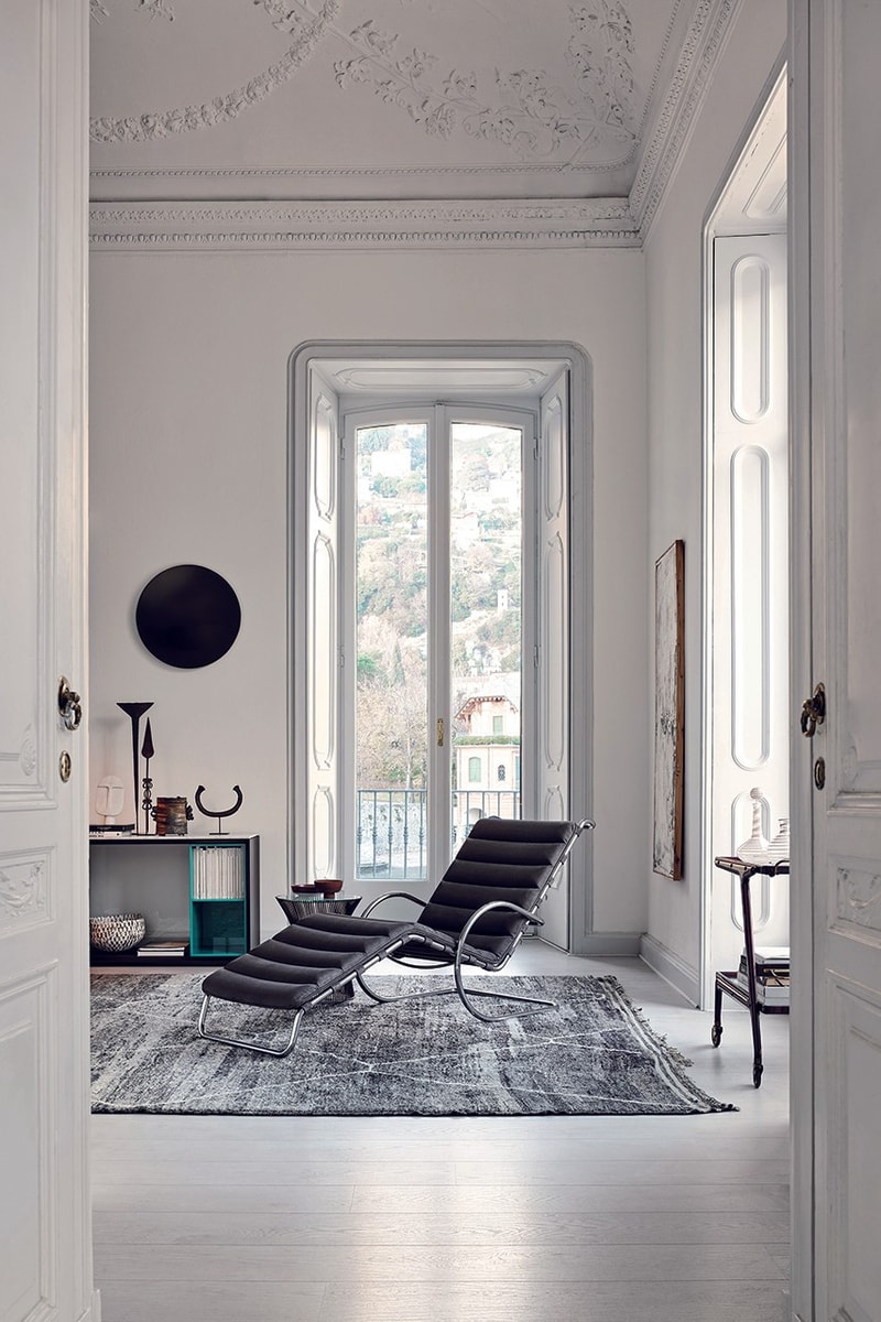 Knoll Mengeluarkan Furnitur Mies van der Rohe dengan Finishing Baru