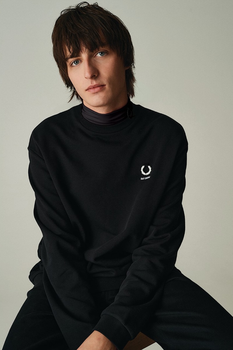 Koleksi Terbaru Raf Simons x Fred Perry Menampilkan London era 80an