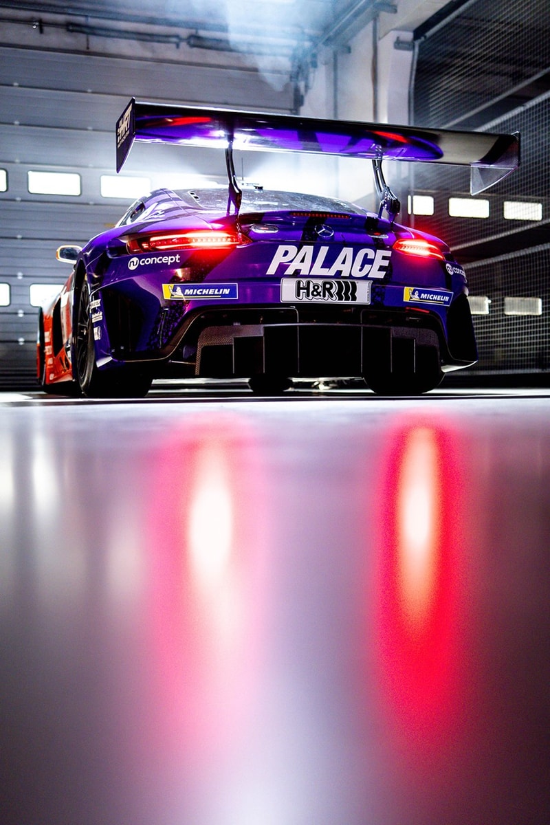Palace dan Mercedes-AMG Mengeluarkan Kolaborasi Mobil dan Capsule Collection