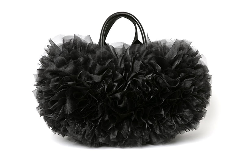sacai dan TOMO KOIZUMI Berkolaborasi dalam Capsule Collection Ruffle