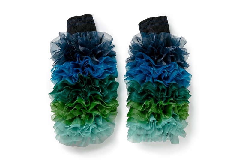 sacai dan TOMO KOIZUMI Berkolaborasi dalam Capsule Collection Ruffle