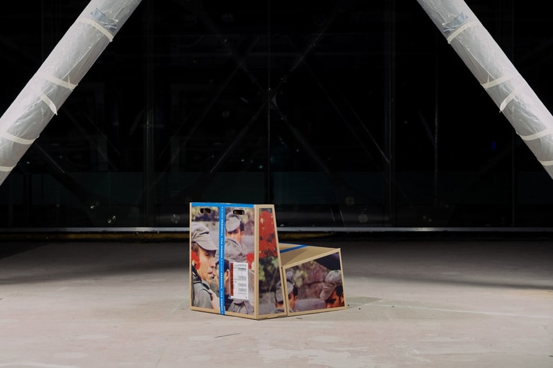 Studio Alaska Alaska Milik Virgil Abloh Membuat Kursi dari Kardus