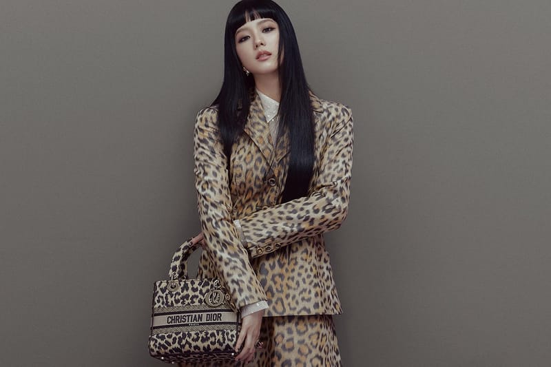 Jisoo Black Pink Tampil dalam Koleksi Fall Womenswear 2021 Dior