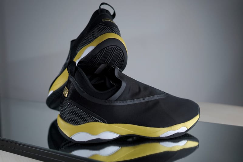 League Siap Rilis Sepatu Basket HYPERSTRIKE “PLAYOFFS” PE