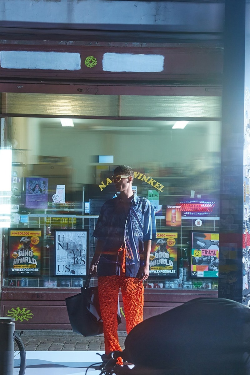 dries-van-noten-debut-koleksi-menswear-spring-summer-2022