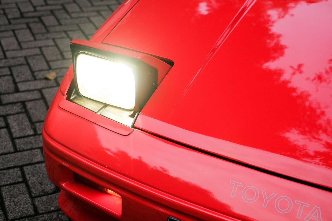 drivers-iqbaal-ramadhan-dan-toyota-mr2-aw11-tahun-1987-miliknya