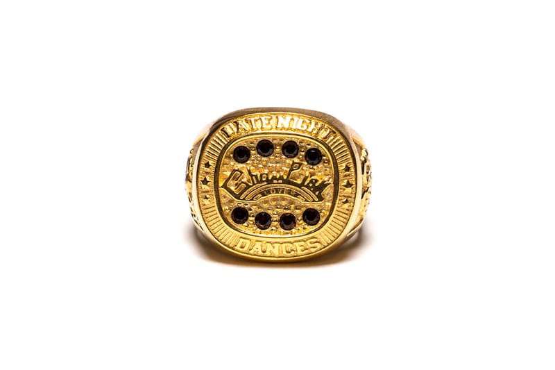 Elhaus x MAPLE Rilis Championship Ring “Champion Lover”