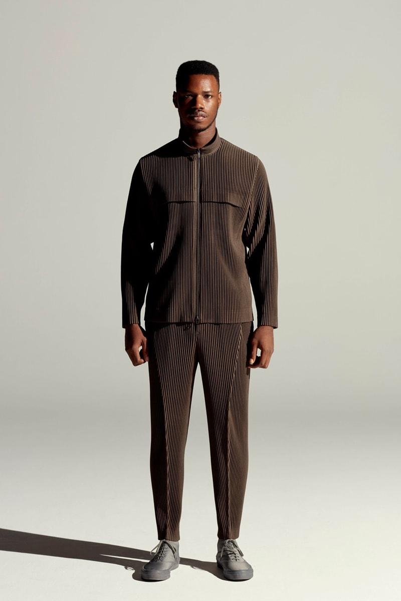 HOMME PLISSÉ ISSEY MIYAKE Rilis Koleksi Spring/Summer 2022 “Human Ensemble”