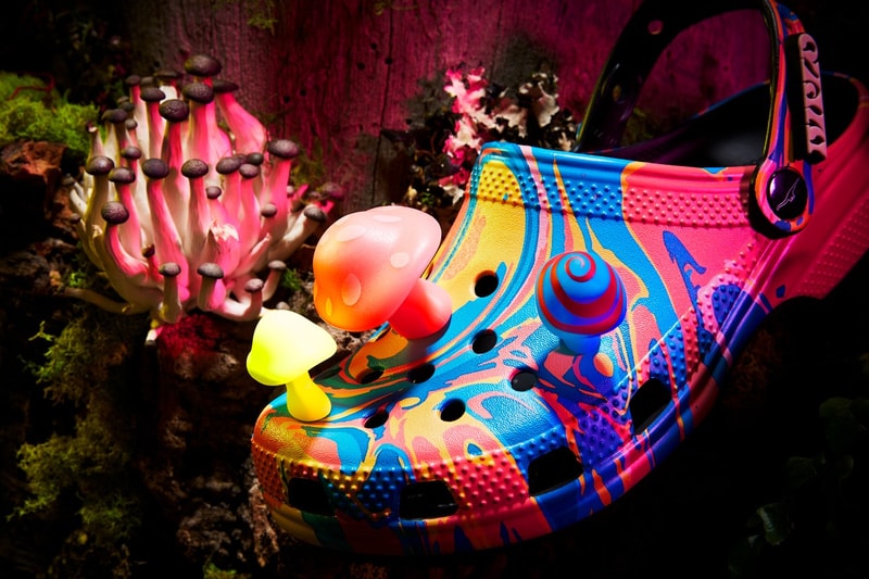 Kolaborasi Diplo dan Crocs Menghadirkan Classic Clog dan Classic Sandal Psychedelic Mushroom