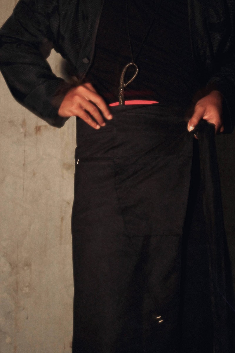 Sarung Kontemporer dari DIVISI62 dan AKSU