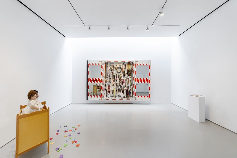 Tom Sachs, Helmut Lang dan Sejumlah Artist Menampilkan Karyanya dalam “Wood Works”