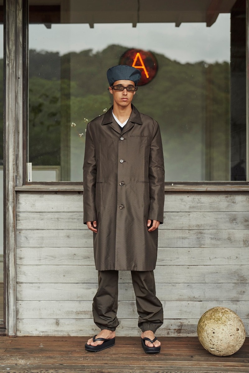 UNDERCOVER Perlihatkan Koleksi Menswear Spring/Summer 2022 “ONCE IN A LIFETIME”