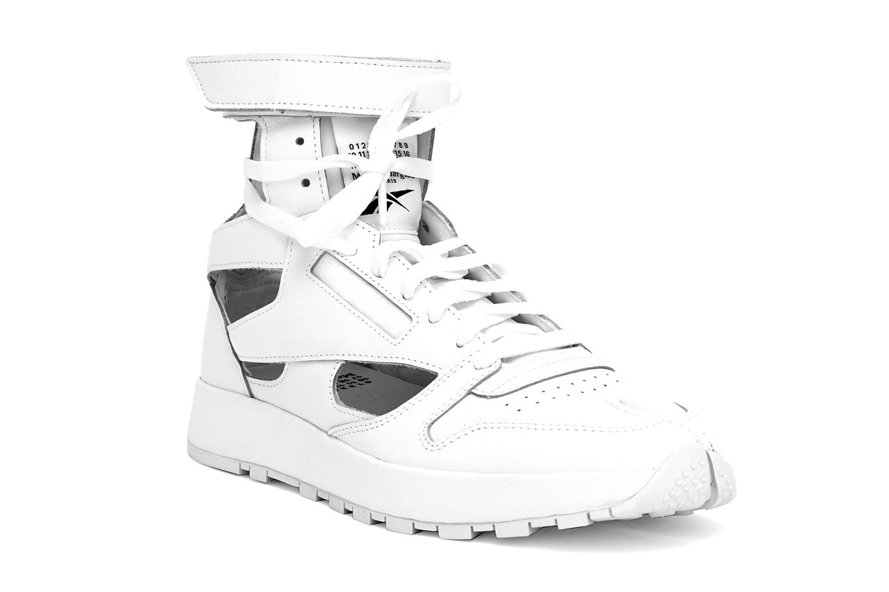 maison-margiela-dan-reebok-classic-rilis-sneakers-tabi-high-yang-terinspirasi-sandal-gladiator