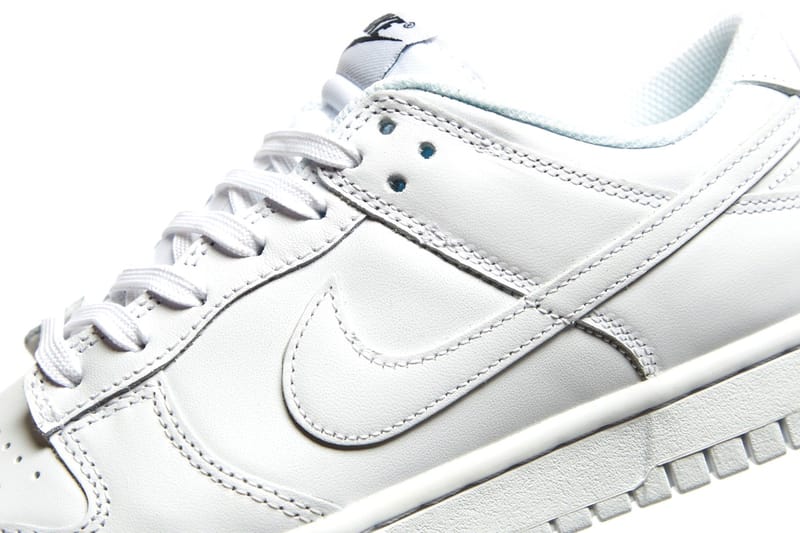 nike white dunk low