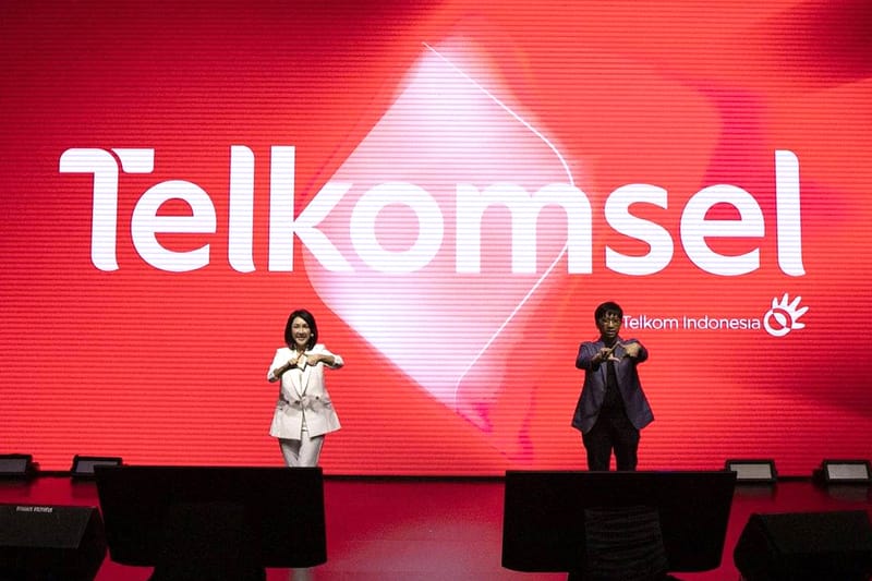 Telkomsel Luncurkan Logo Baru yang Terinspirasi oleh Pola Batik