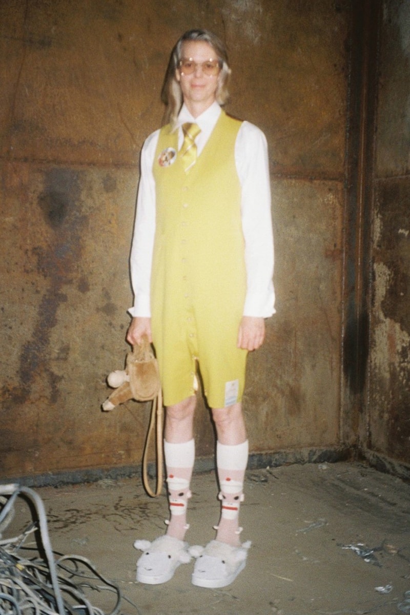 doublet-dan-suicoke-merilis-sandal-slip-on-berbentuk-domba