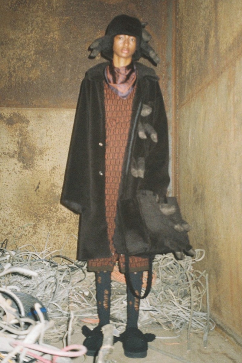 doublet-dan-suicoke-merilis-sandal-slip-on-berbentuk-domba
