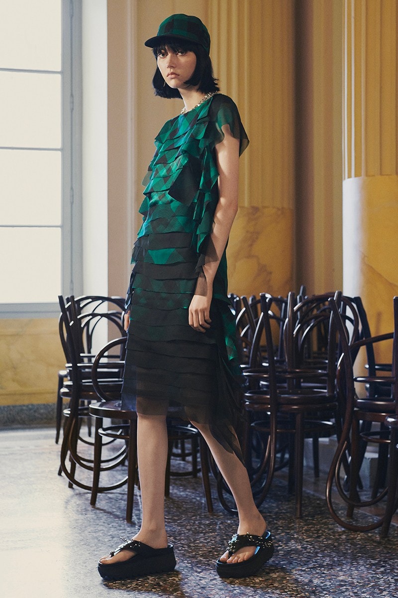 Berikut Koleksi sacai Men's SS22/Women's Pre-Spring 2022