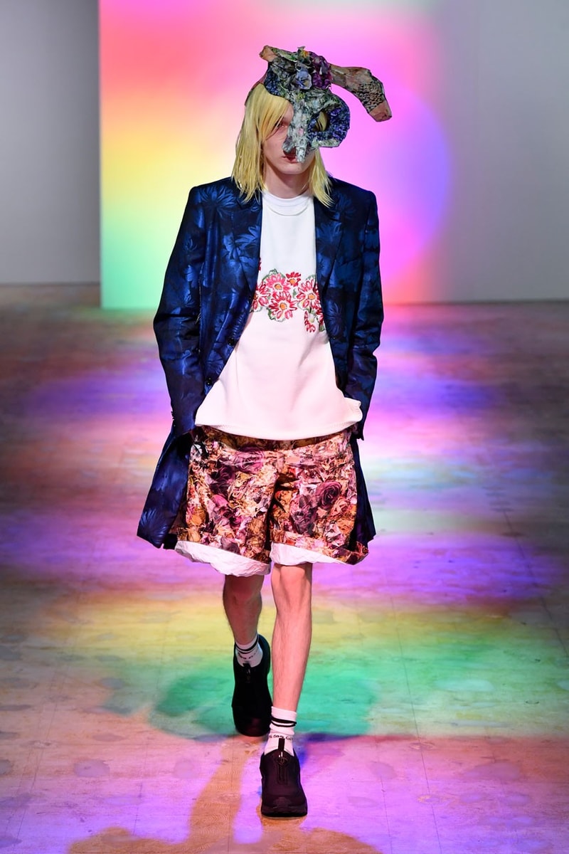 COMME des GARÇONS Homme Plus Berbunga-Bunga dalam Koleksi Spring/Summer 2022