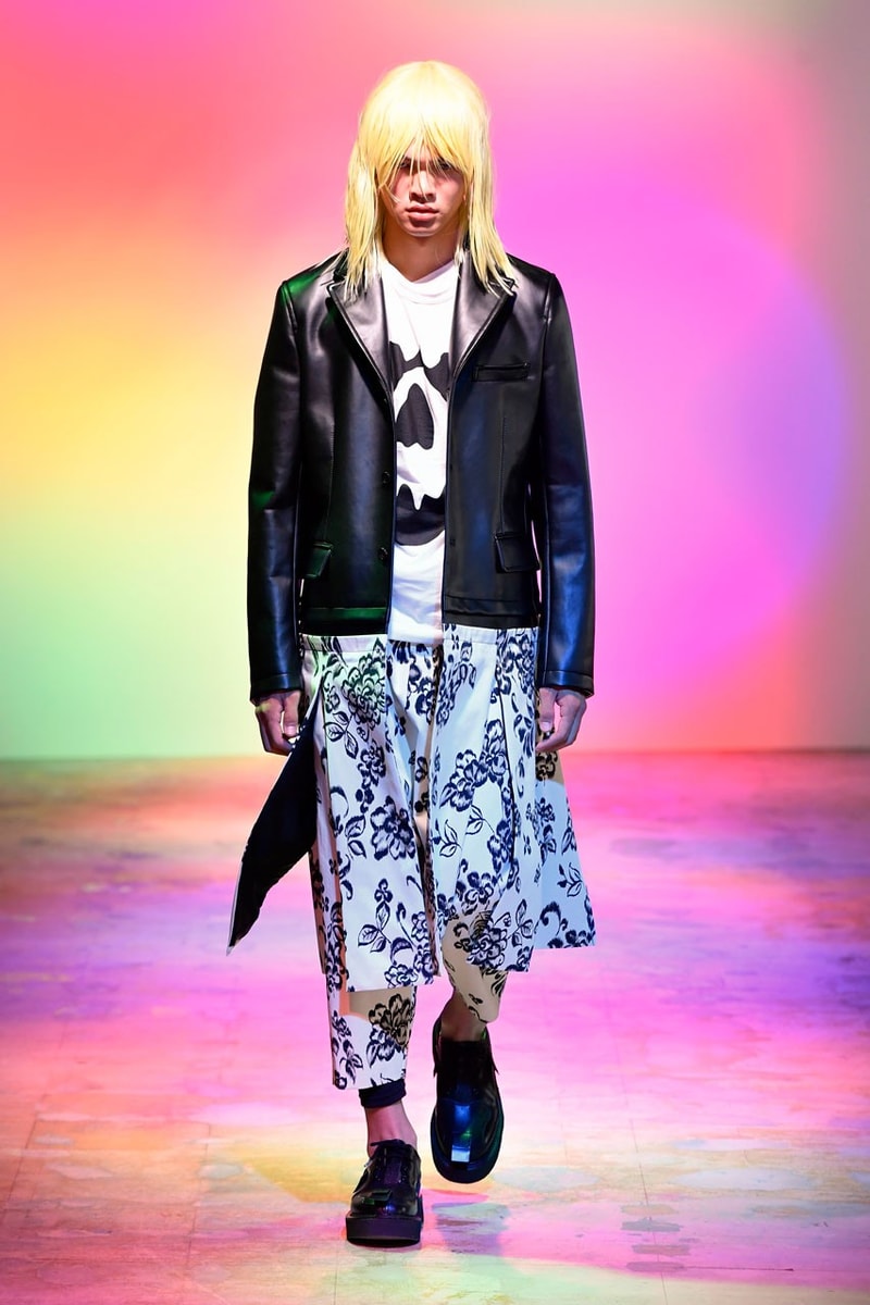 COMME des GARÇONS Homme Plus Berbunga-Bunga dalam Koleksi Spring/Summer 2022