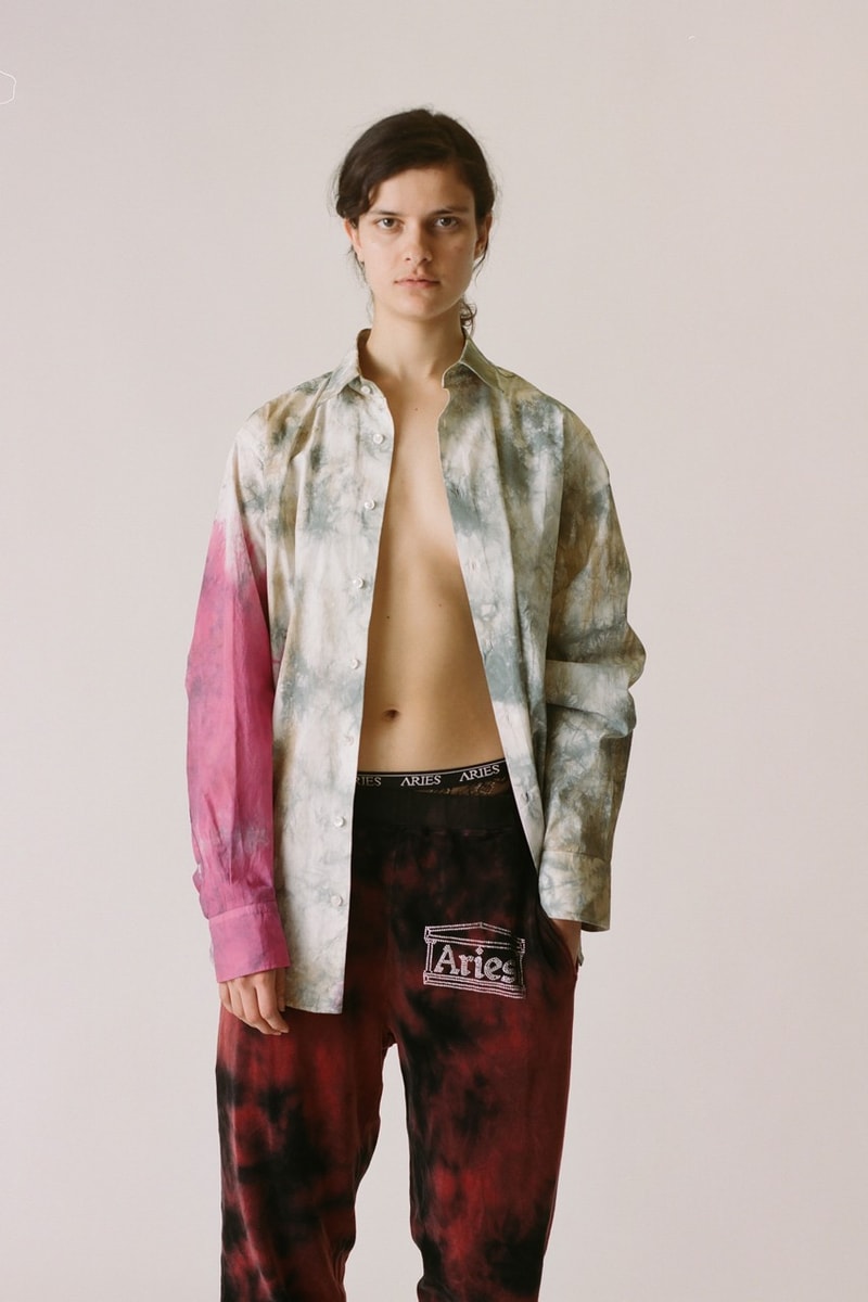 Mistisisme, Hybrid Aesthetic, dan Tailoring Jadi Tema Koleksi FW21 Aries, “Satanic Panic”