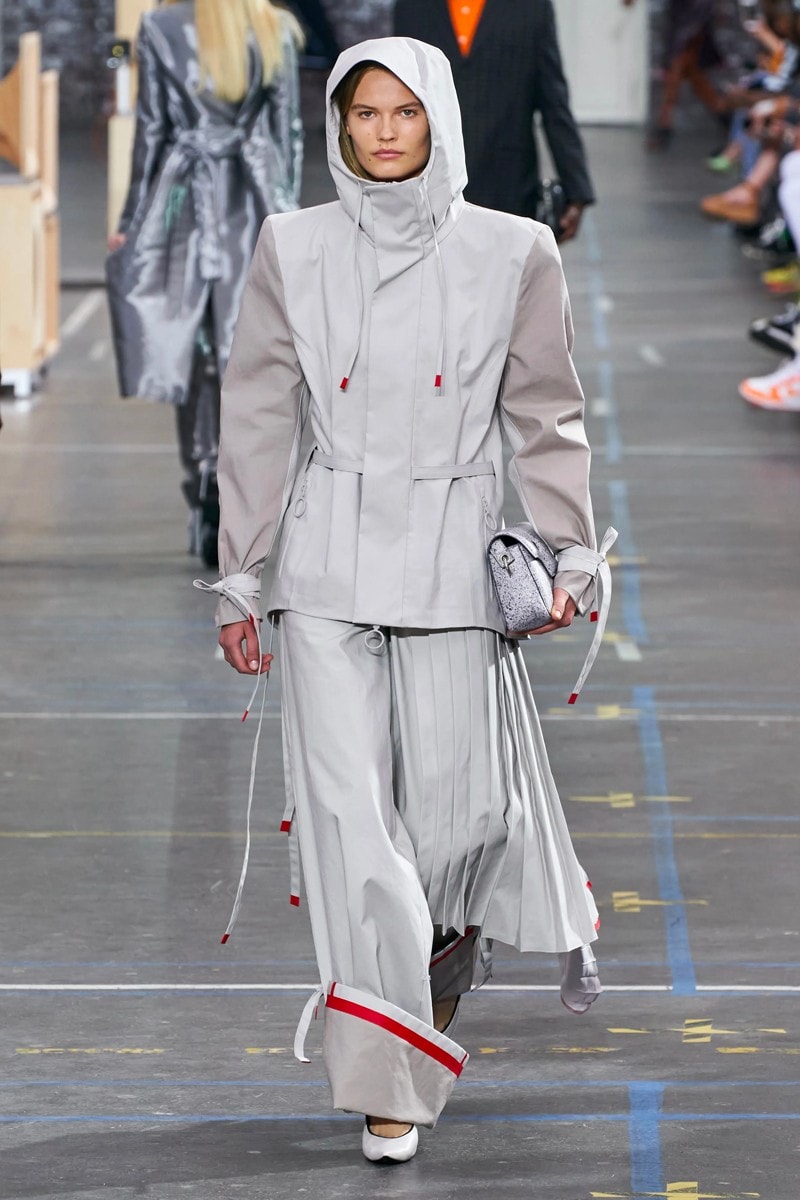 Koleksi Runway ‘Laboratory of Fun’ Off-White Fall 2021