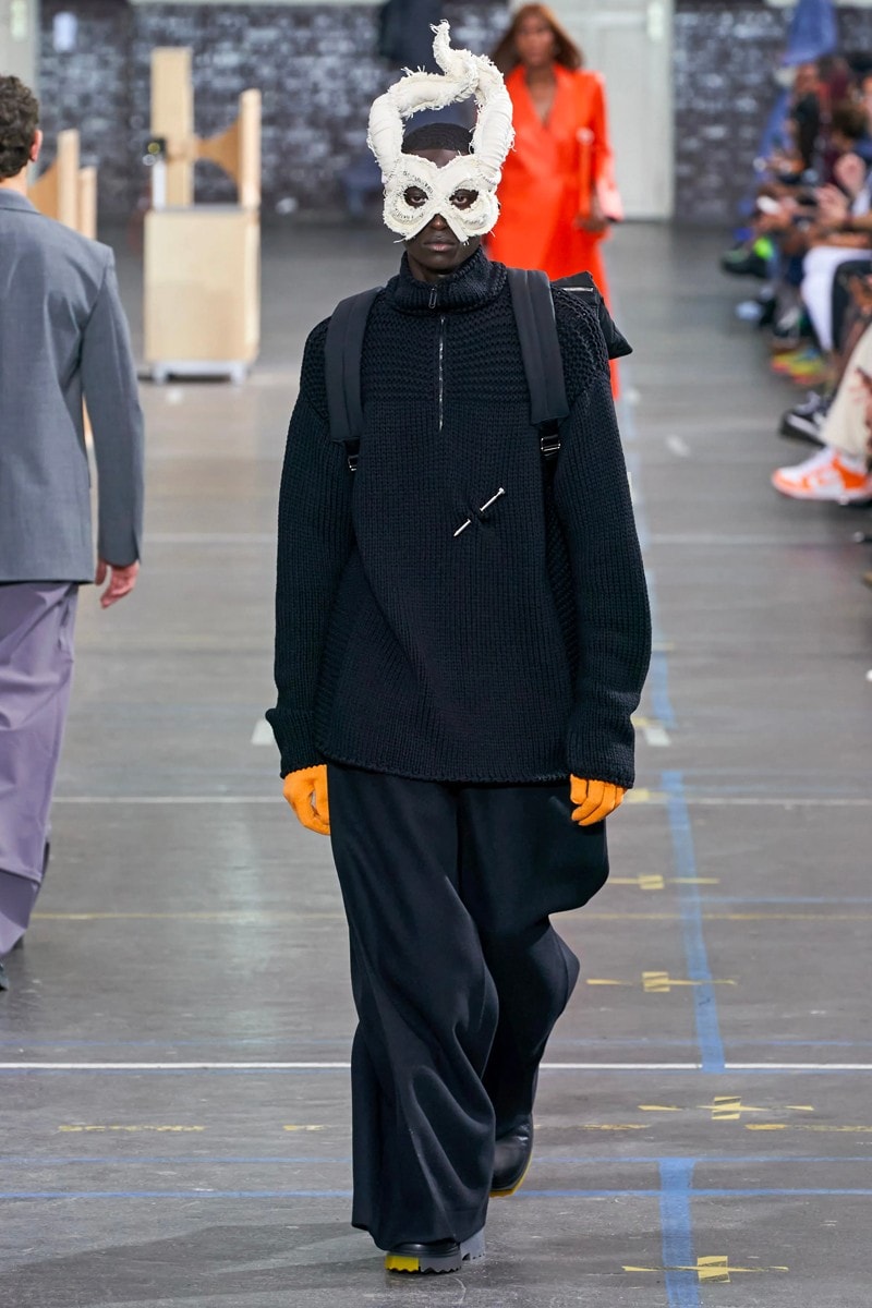 Koleksi Runway ‘Laboratory of Fun’ Off-White Fall 2021
