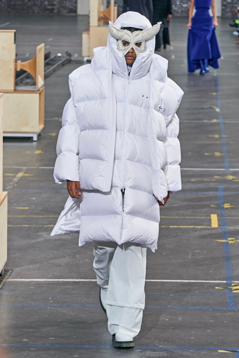 Koleksi Runway ‘Laboratory of Fun’ Off-White Fall 2021