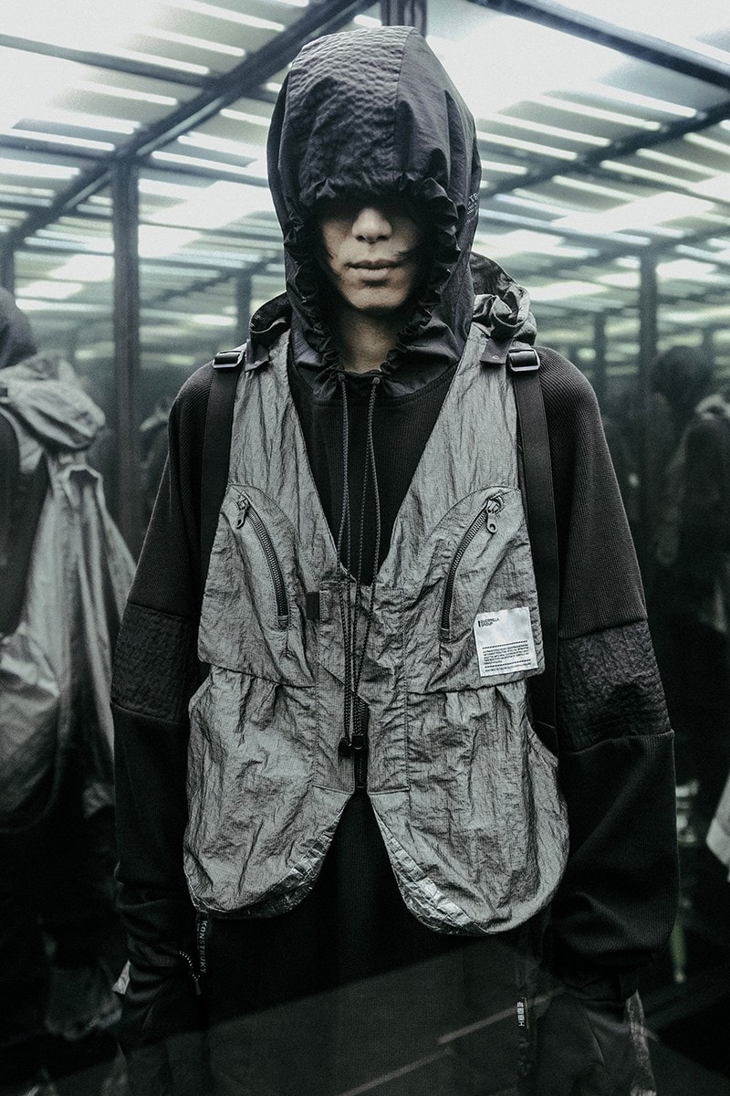 Koleksi Terbaru Guerrilla-Group dengan Konsep "KONSTRUKT"