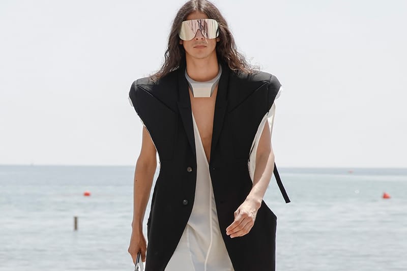 Rick Owens Refleksikan Hedonisme dalam Koleksi SS22 “FOGACHINE”