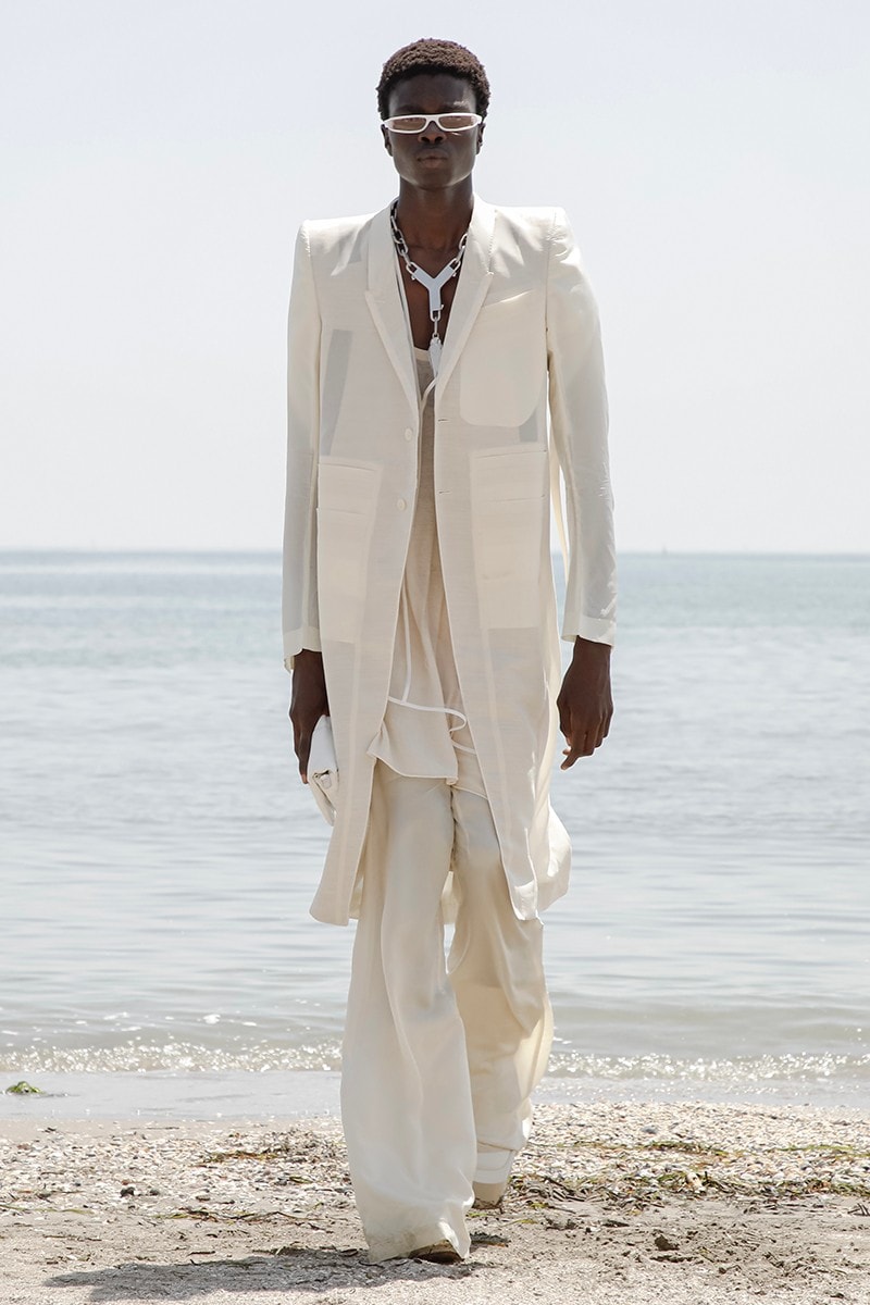 Rick Owens Refleksikan Hedonisme dalam Koleksi SS22 “FOGACHINE”