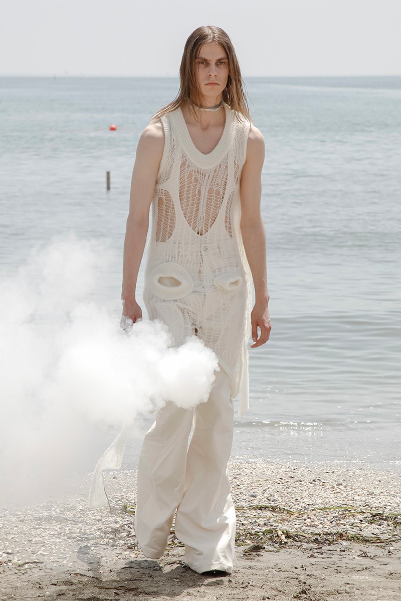 Rick Owens Refleksikan Hedonisme dalam Koleksi SS22 “FOGACHINE”