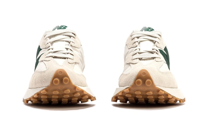 New Balance 327 Tampil dalam Warna “Off-White/Green” yang Clean
