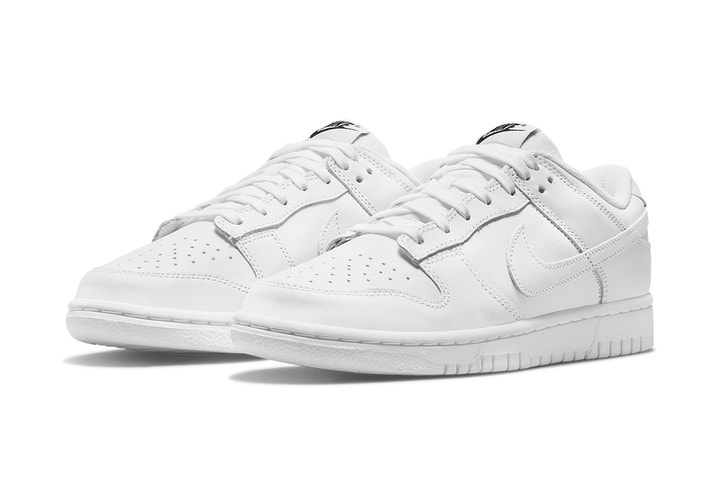 Berikut Detailed Look dari Nike Dunk Low "Triple White"